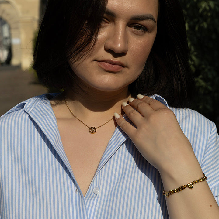 Glimpse Necklace