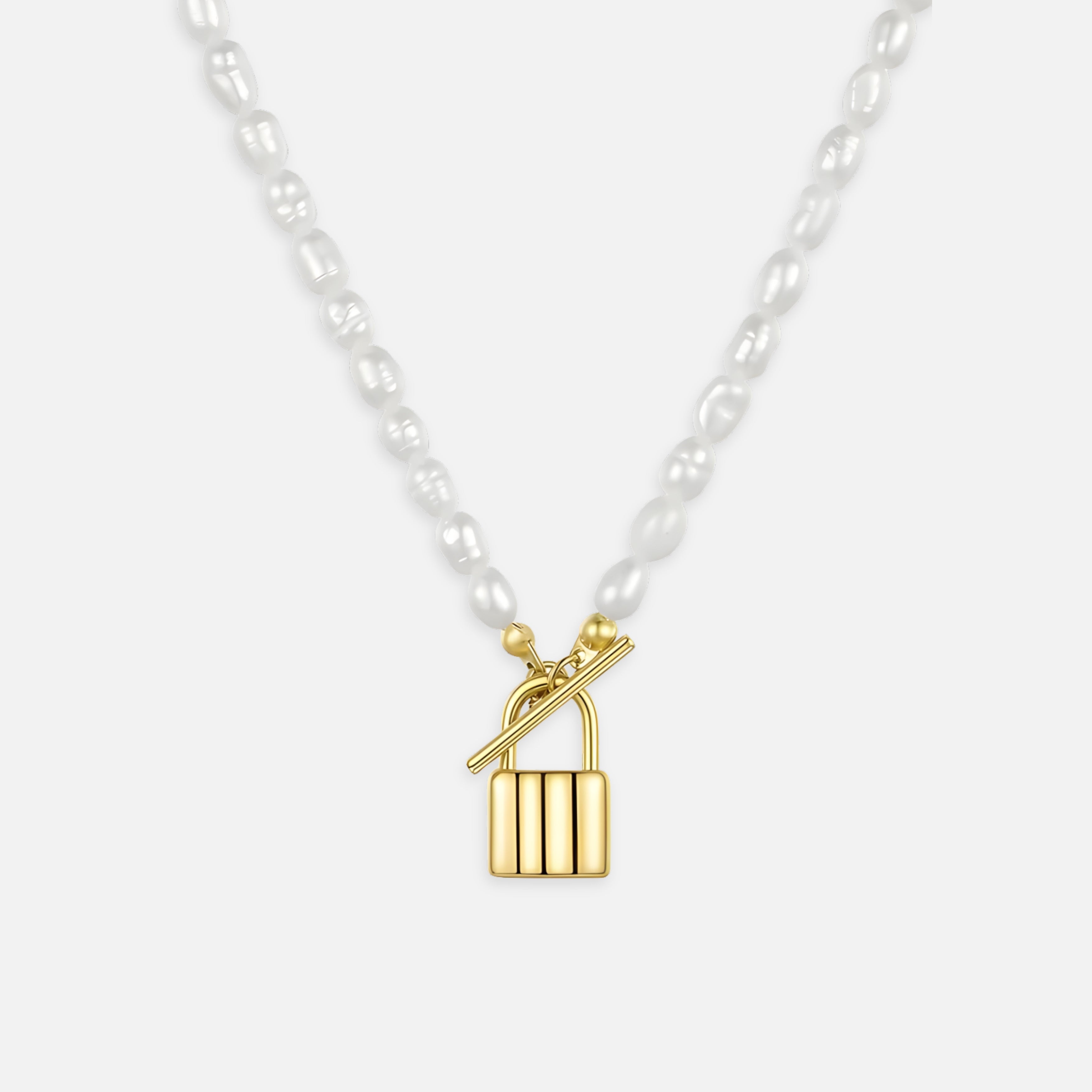 Pure Lock Pearl Necklace