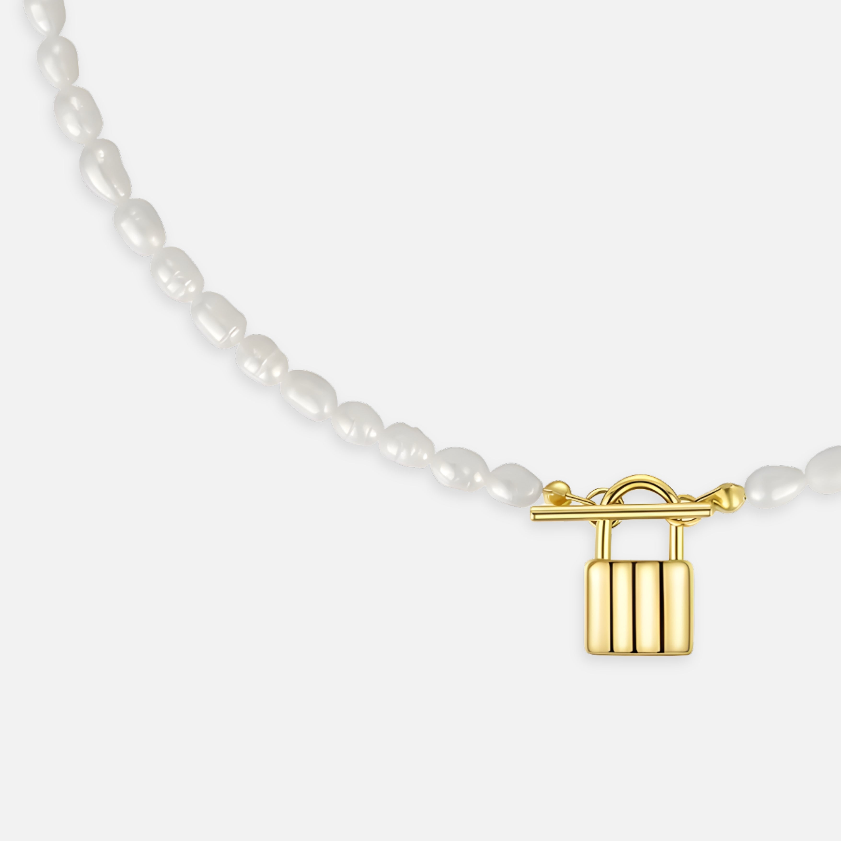 Pure Lock Pearl Necklace