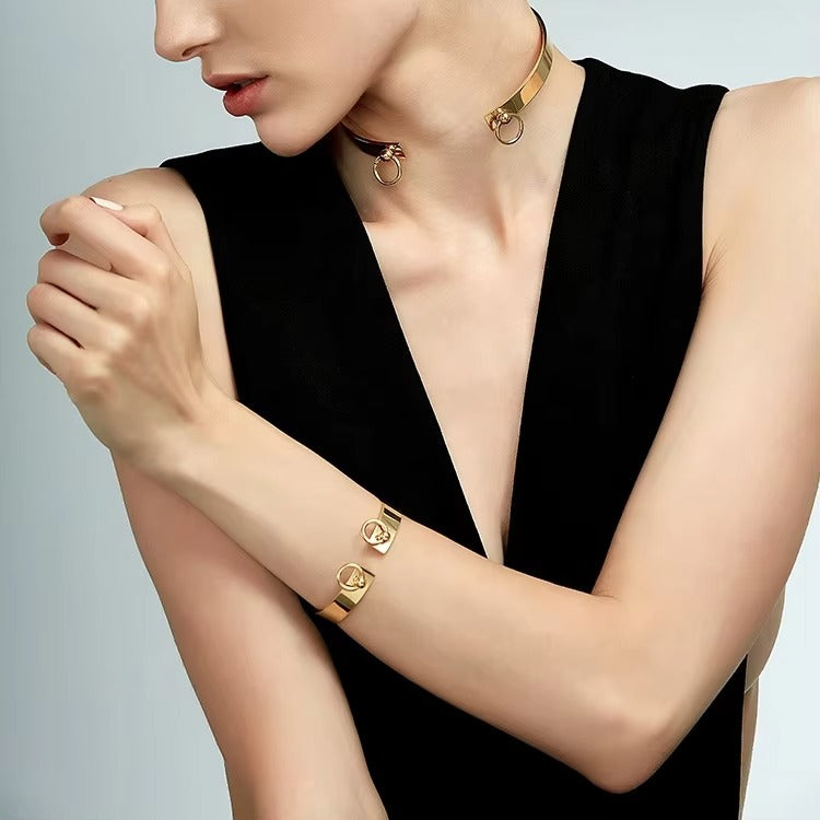 Umi Bangle