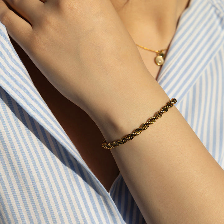 Nova Bracelet