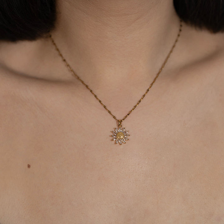 Bloom Necklace