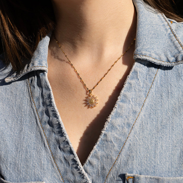 Bloom Necklace