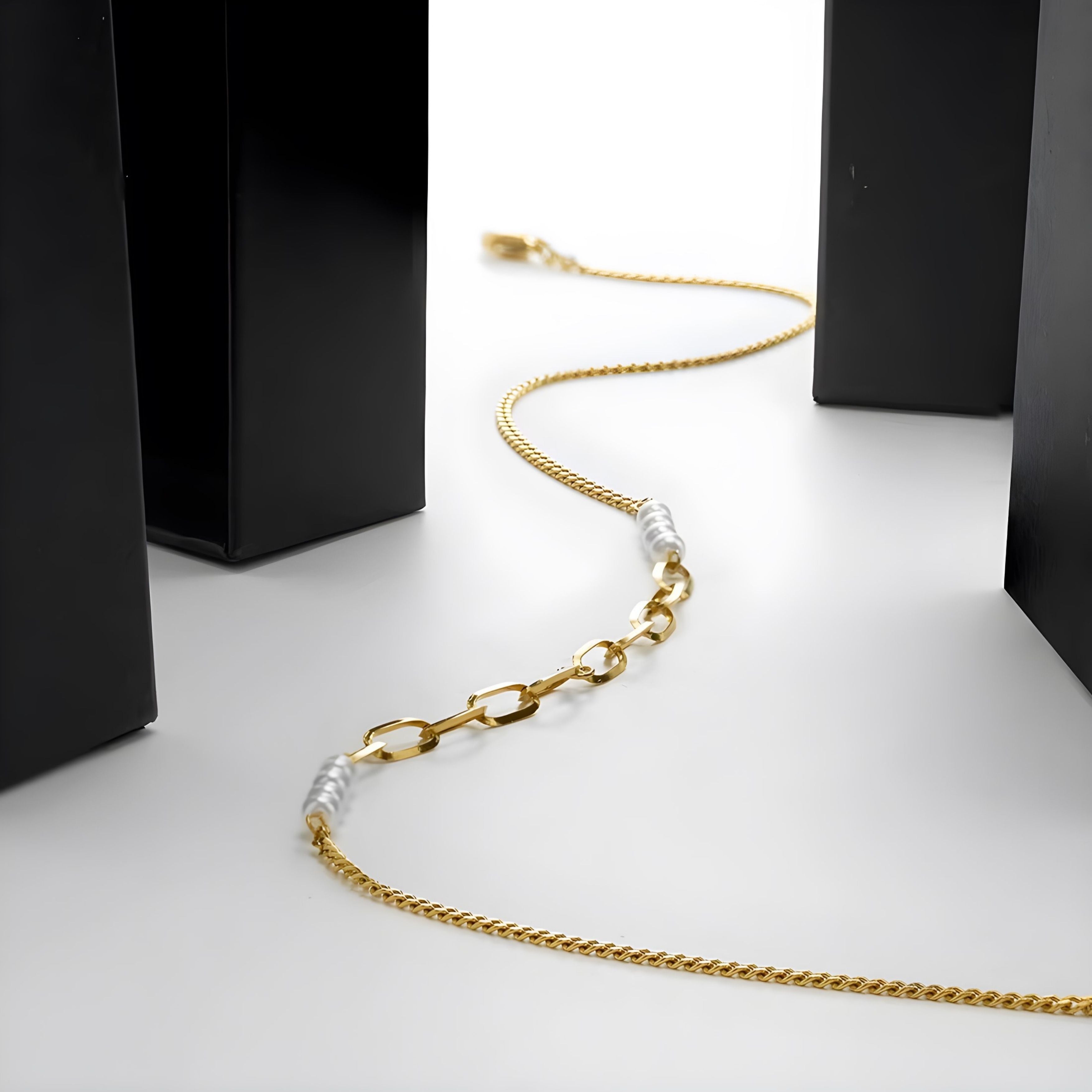Symphony Necklace