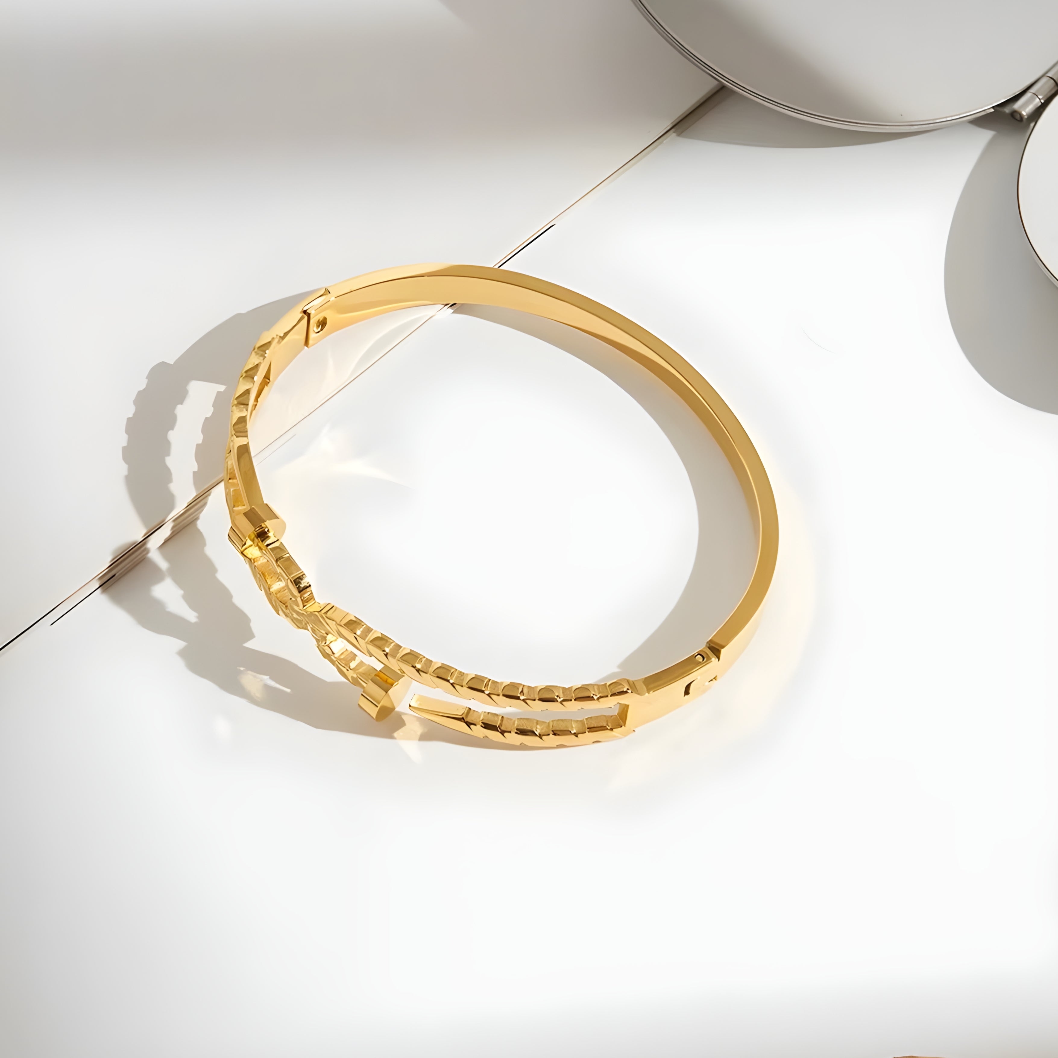 Nail Chain Bracelet