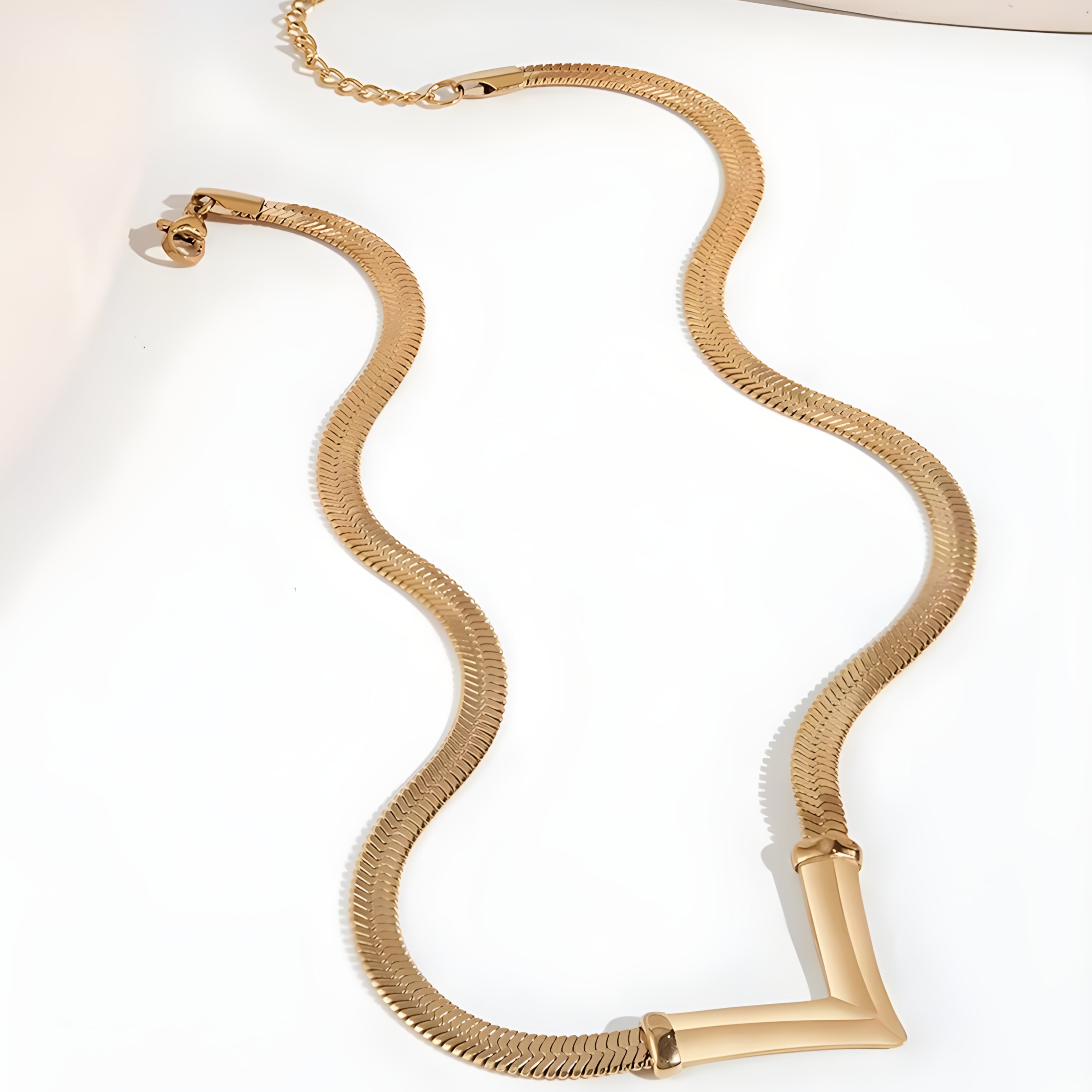 Vertex Necklace