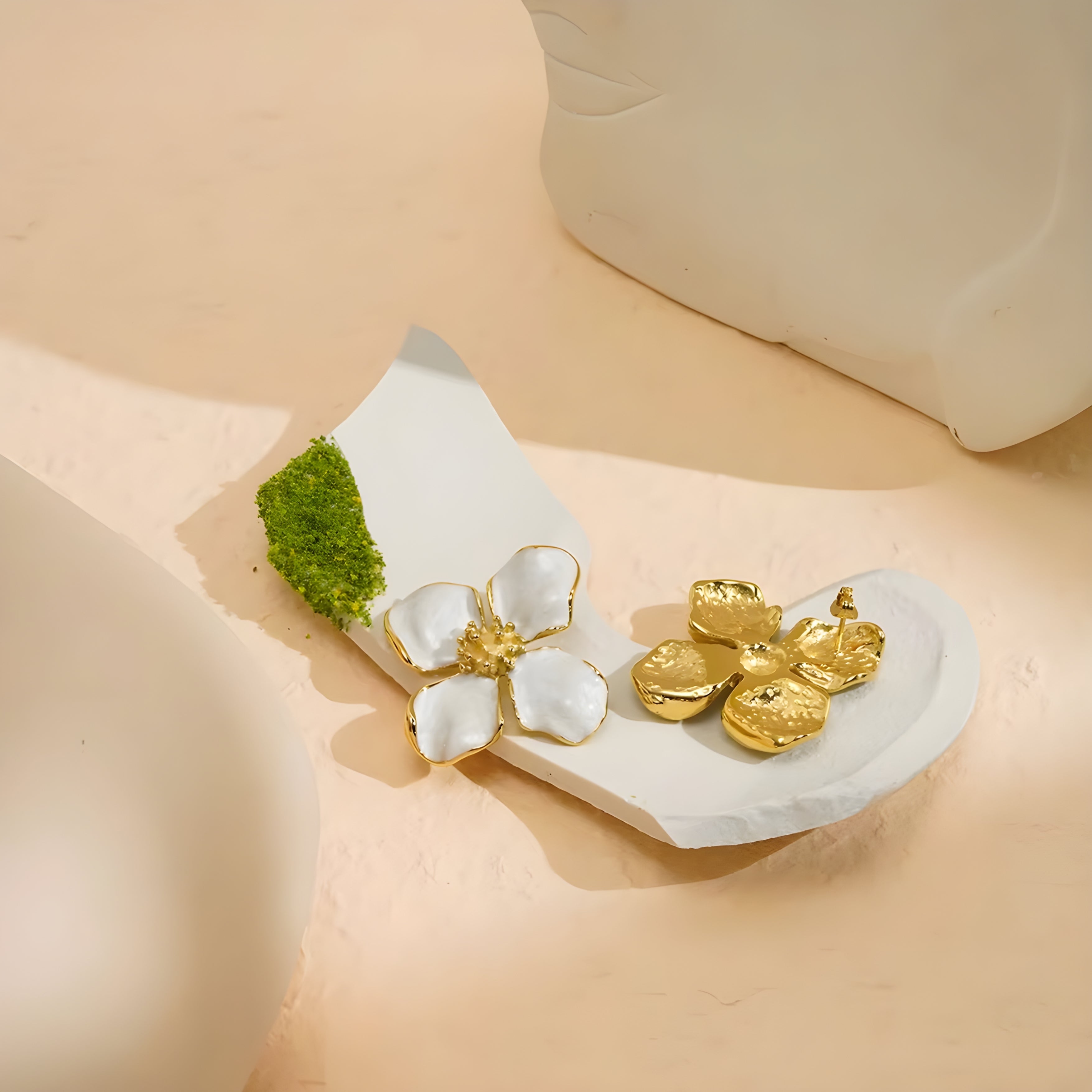 Aisha Stud Earrings