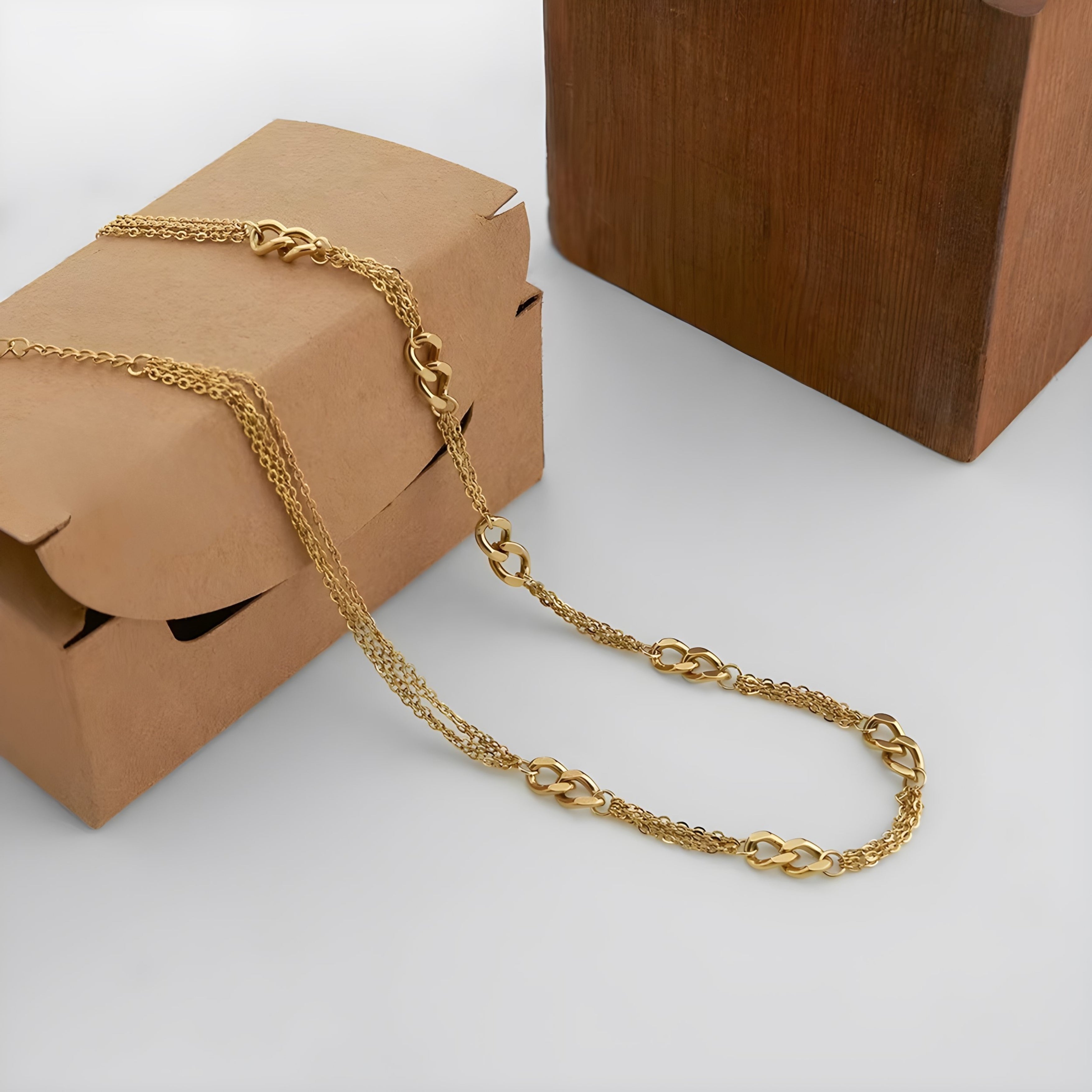 Eterno Necklace