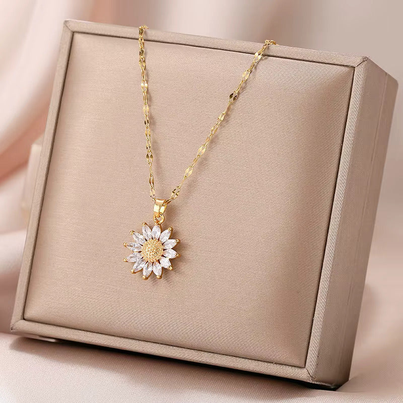 Bloom Necklace