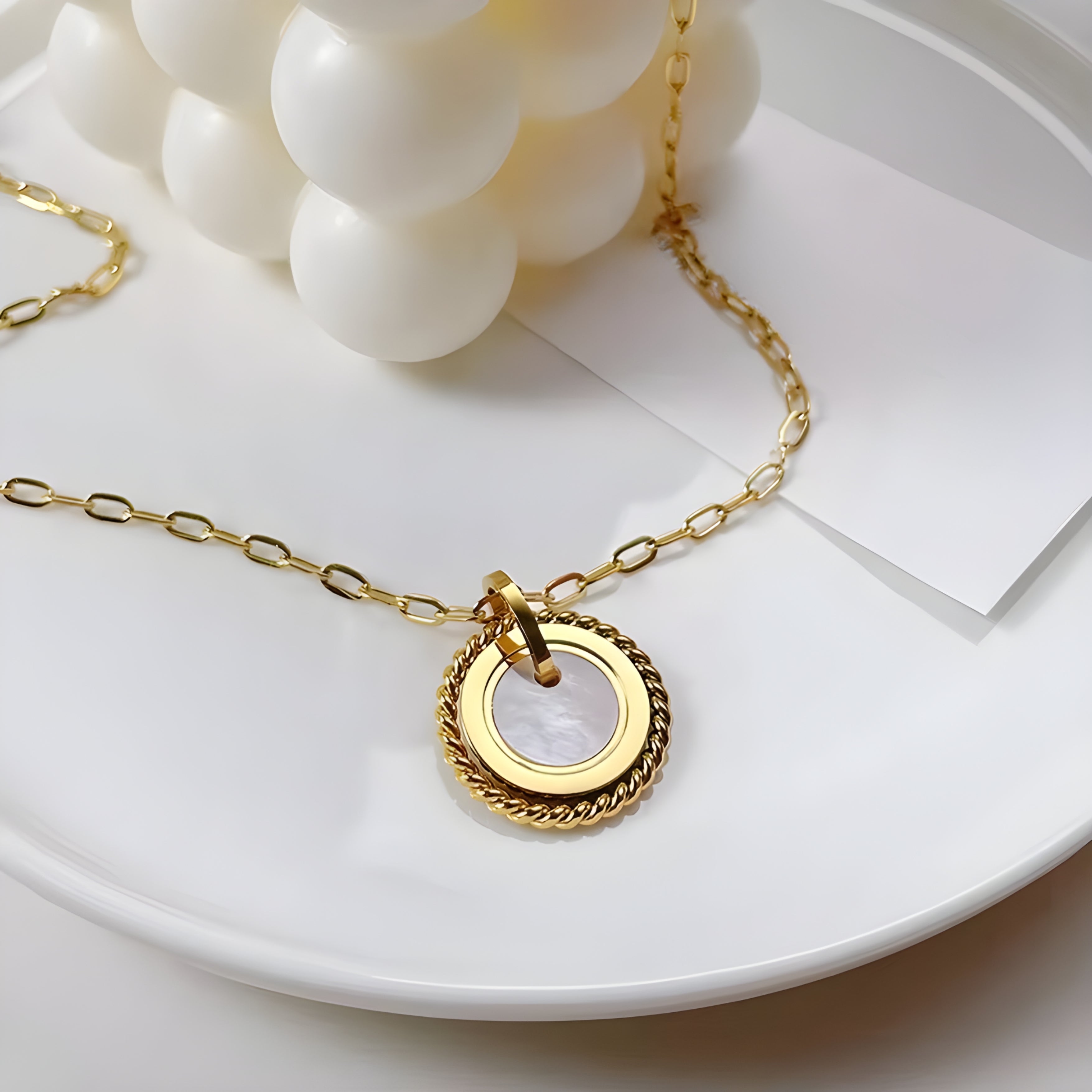 Elara Necklace