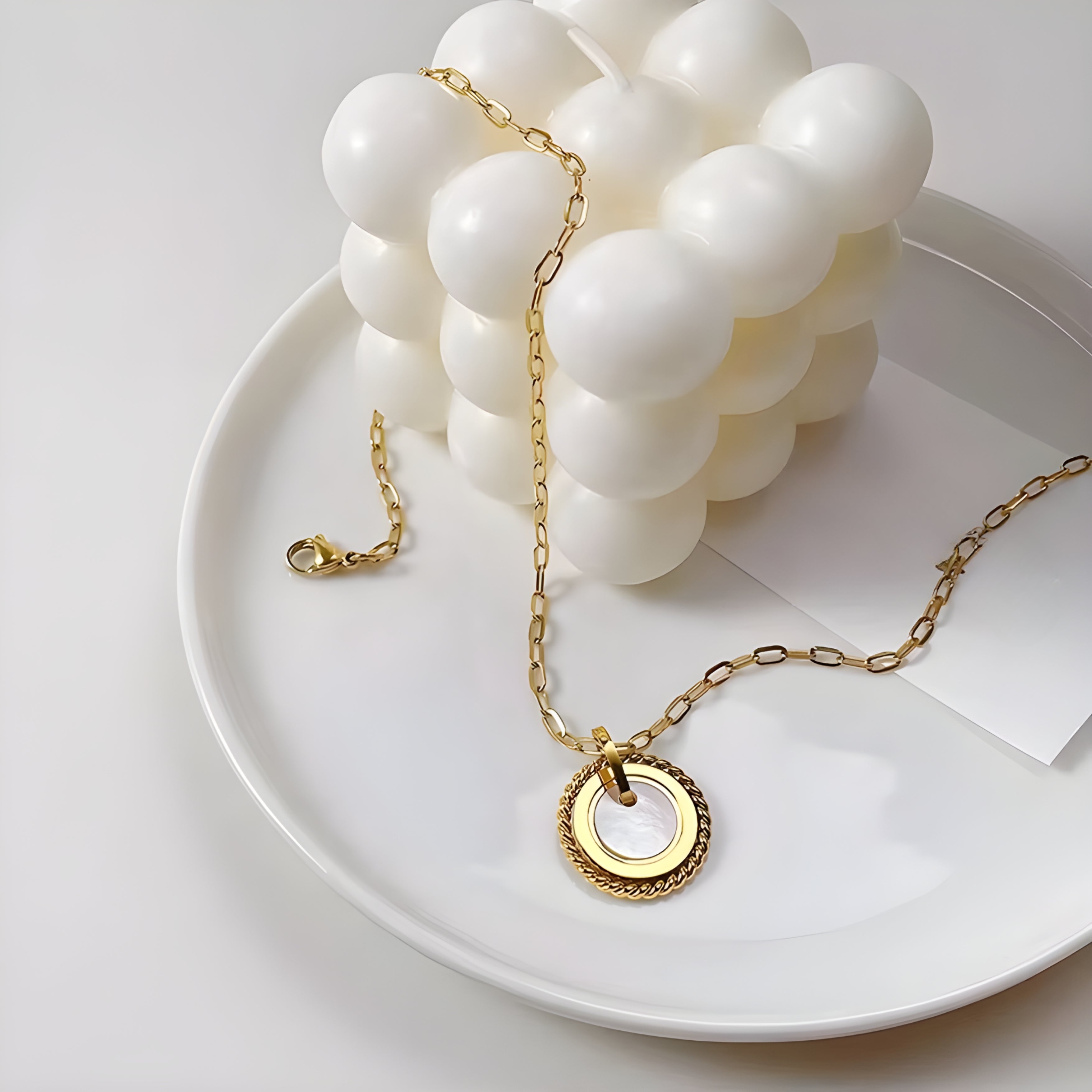 Elara Necklace