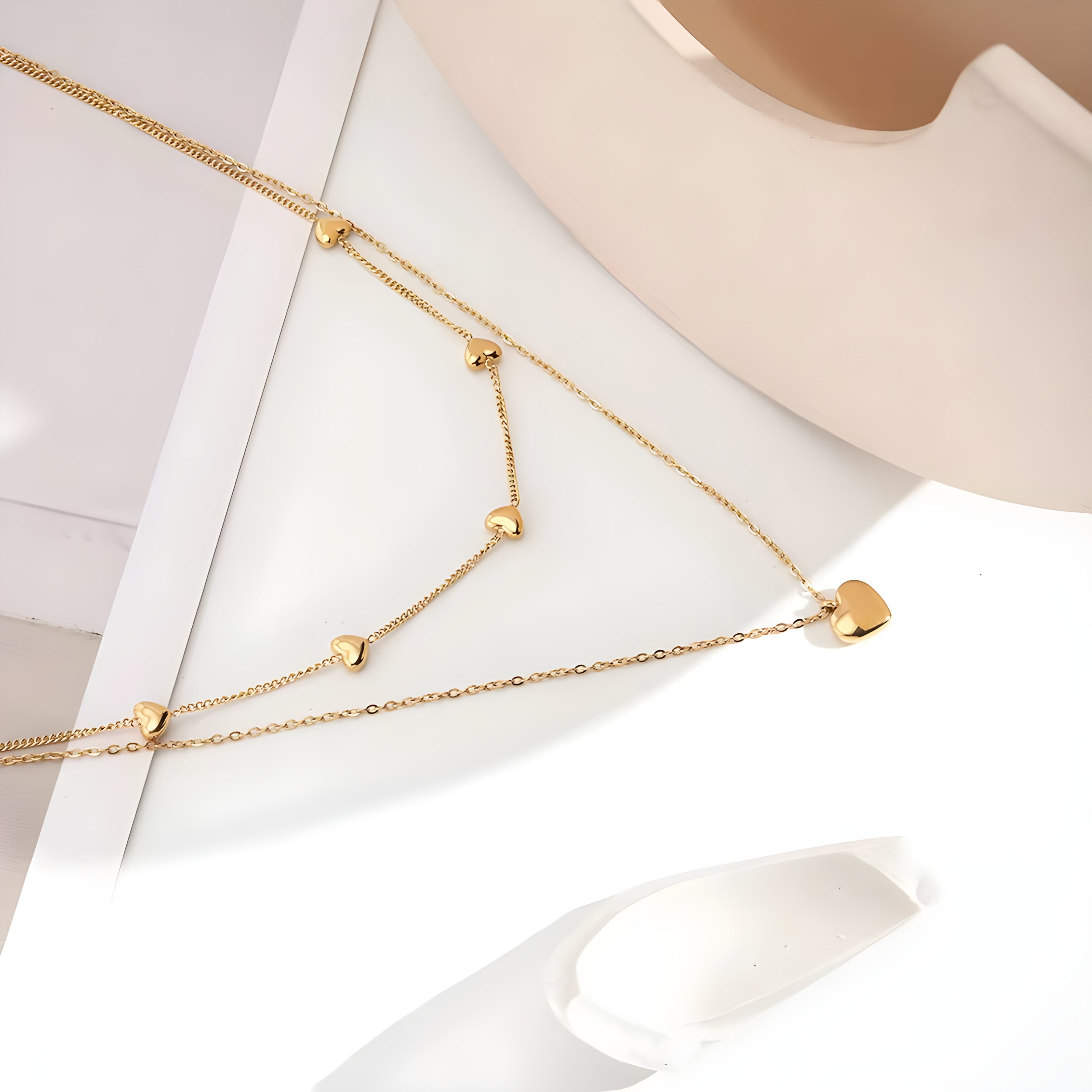 Amour Necklace