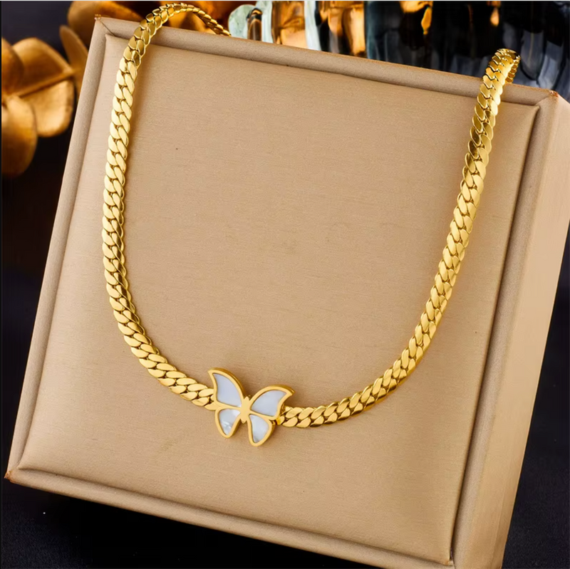 Flair Necklace