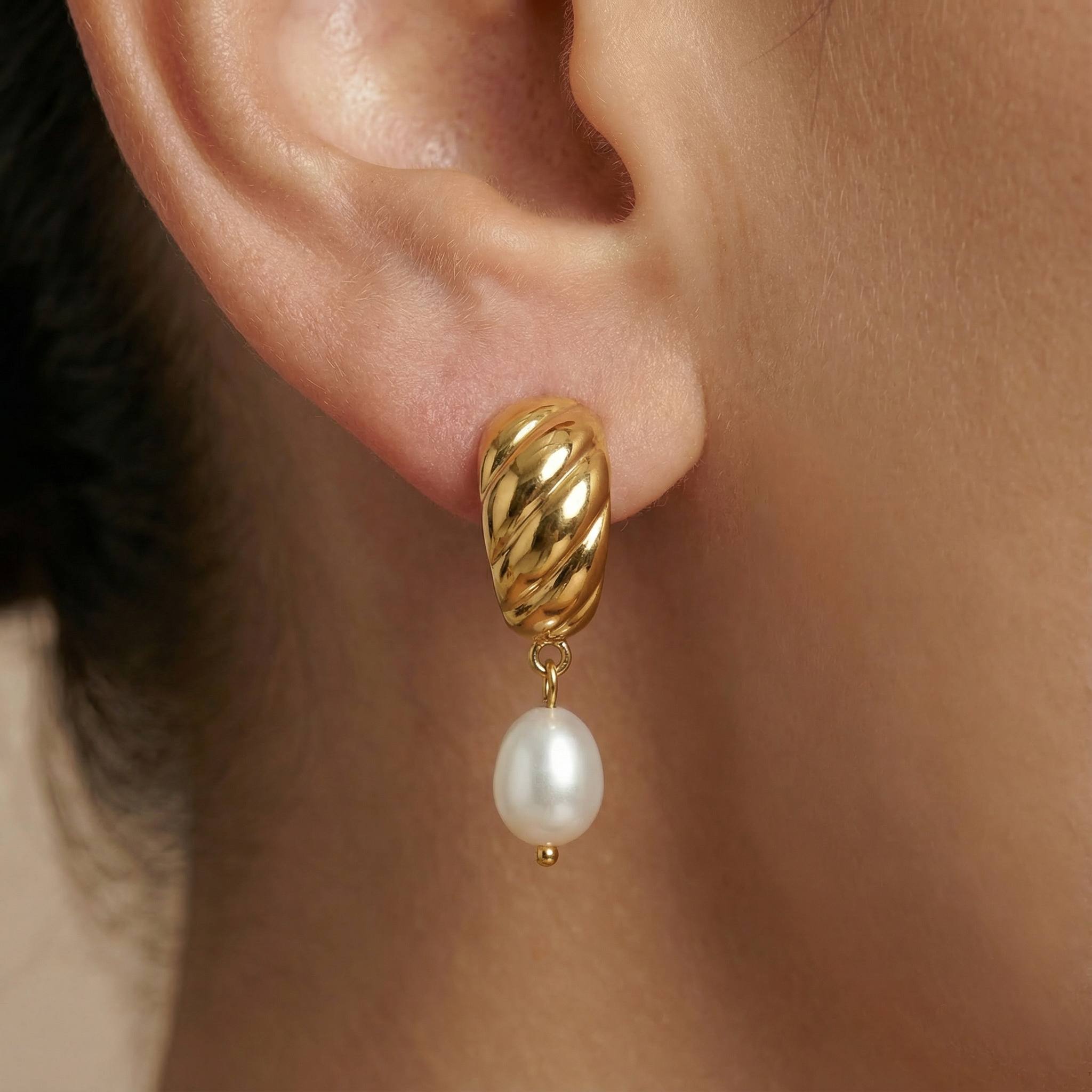 Ciana Pear Drop Earrings