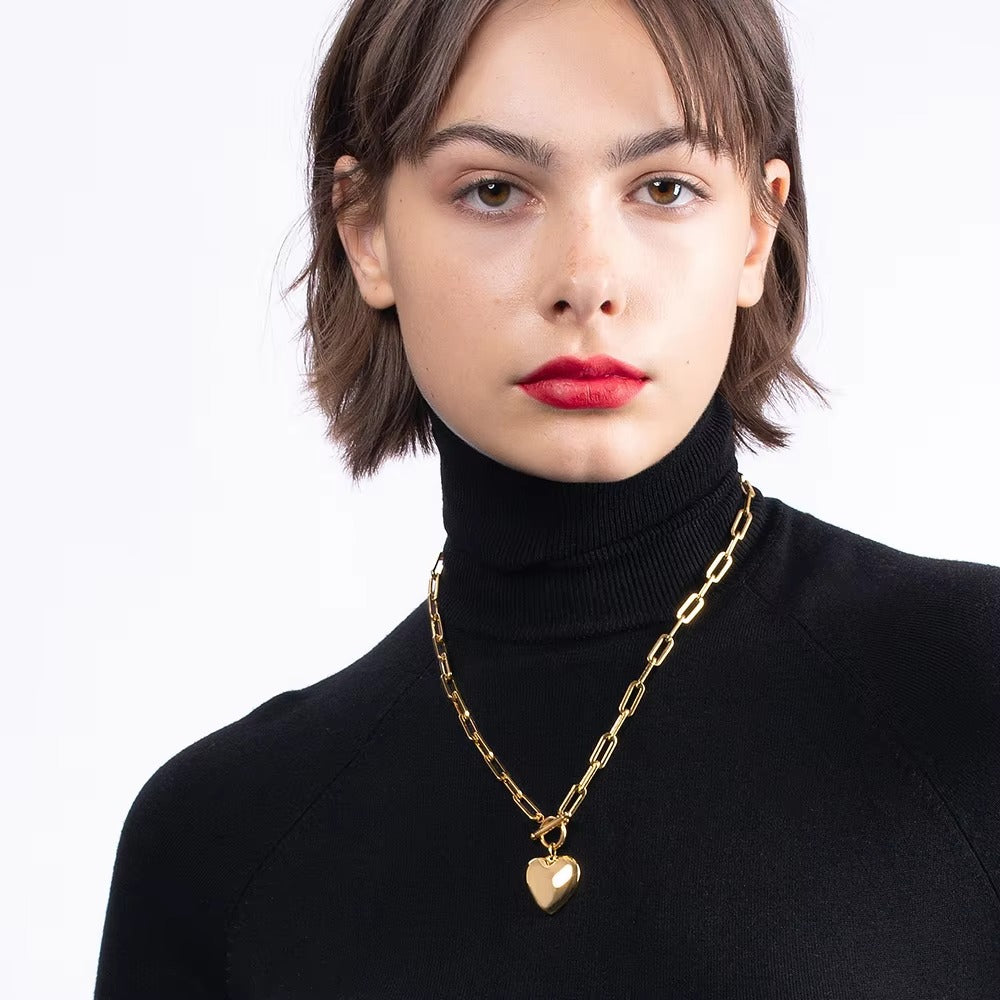 Amor Heart Chain Necklace