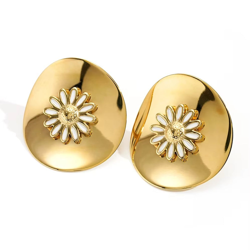 Daisy Stud Earrings